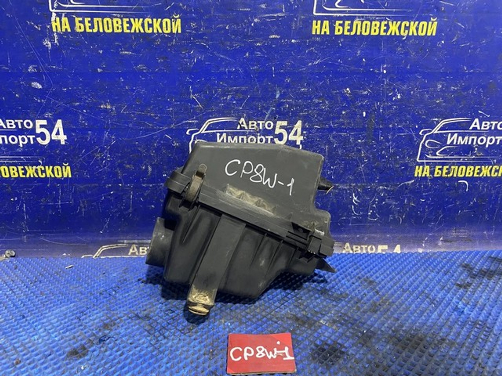 Корпус воздушного фильтра MAZDA PREMACY 2001