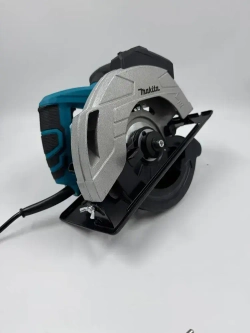 Makita Циркулярная пила дисковая электрическая сетевая с лазером 1650 Вт