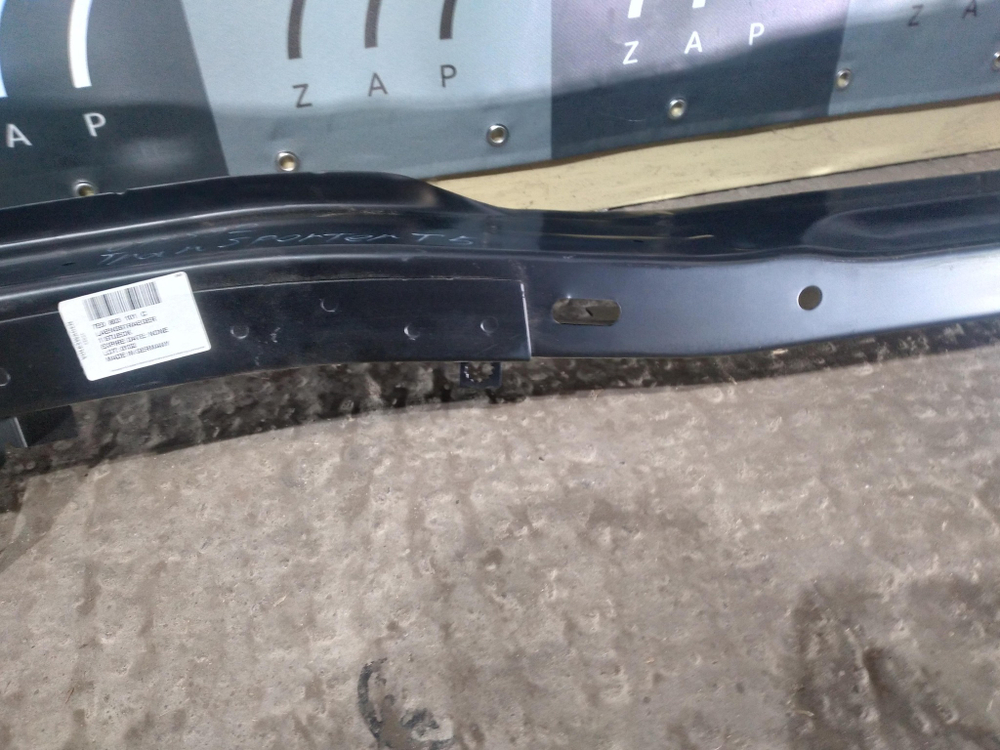 Лонжерон передний левый VW Transporter T5  Новый Оригинал 7E0803101C