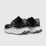 кроссовки New Balance Fresh Foam x More V4 Black White