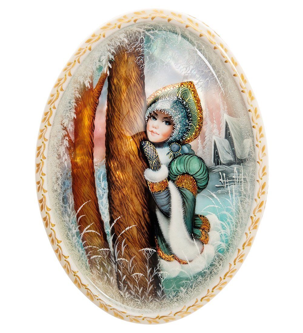 Народные промыслы ШК-18/ 1 Шкатулка «Снегурочка» исп. Веснушка