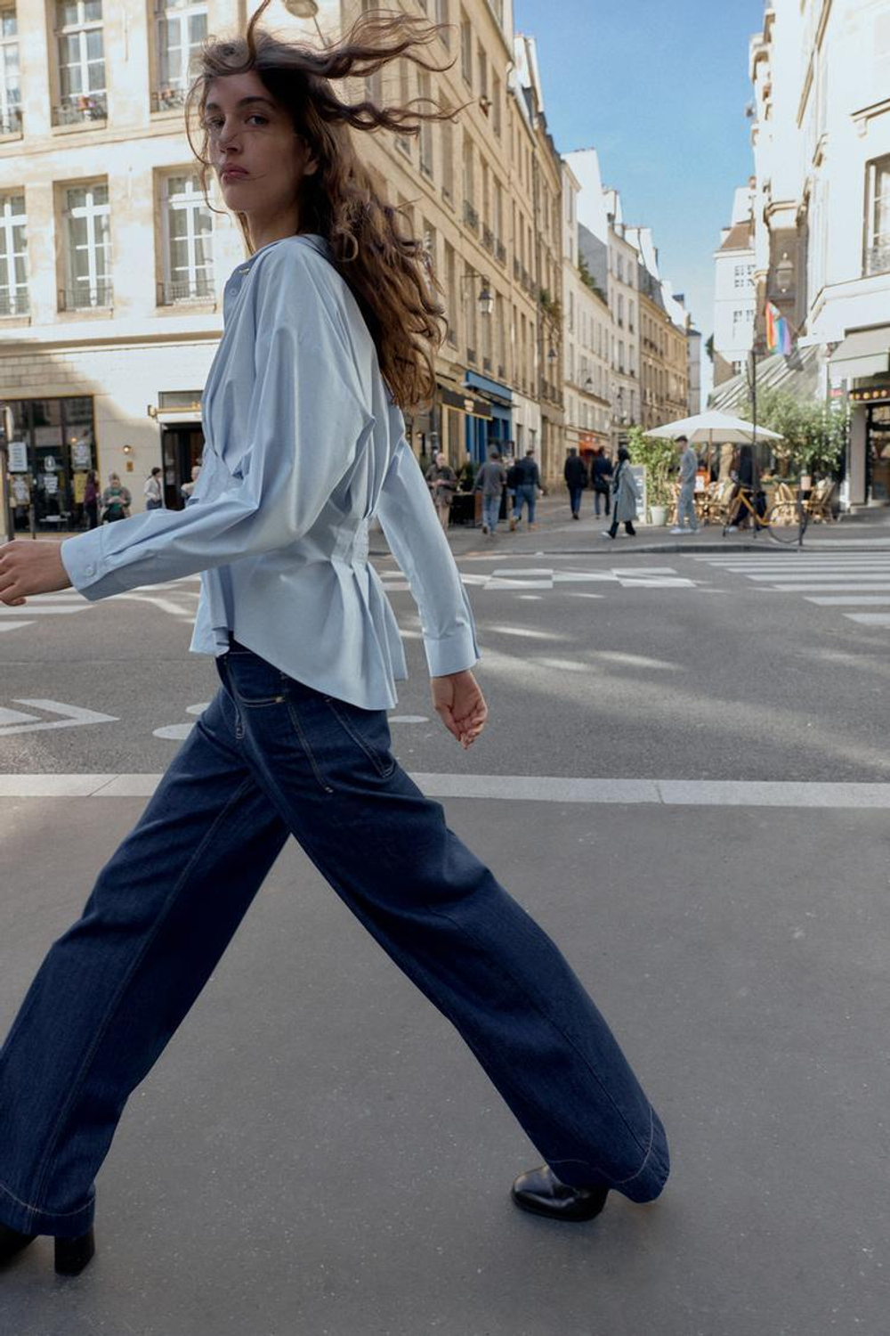 ZARA РУБАШКА ИЗ ПОПЛИНА СО СКЛАДКАМИ, ГОЛУБОЙ