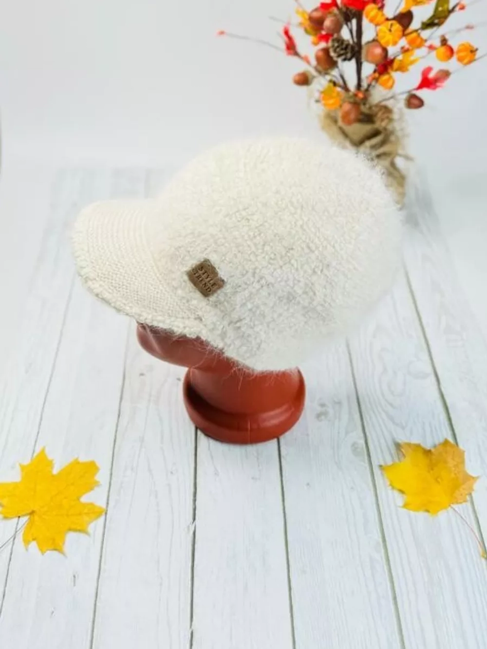 Шапка кепи зимняя с козырьком