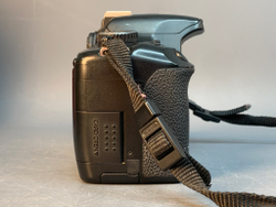 Canon EOS 450D Kit 18-55mm IS