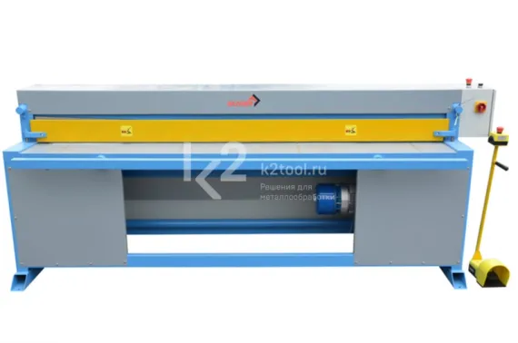 Электромеханическая гильотина Mazanek GM 2500/1,5