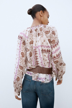 ZARA БЛУЗА ИЗ ПОЛУПРОЗРАЧНОЙ ТКАНИ С ПРИНТОМ В СТИЛЕ ПЭЧВОРК, РАЗНОЦВЕТНЫЙ