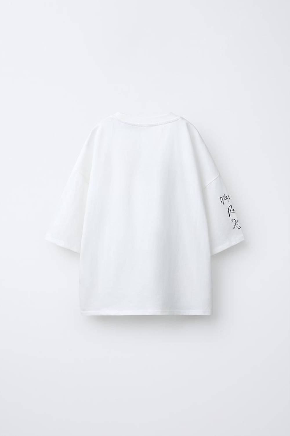 ZARA ФУТБОЛКА KPOP DEMON HUNTERS™ NETFLIX © С ПРИНТОМ, БЕЛЫЙ