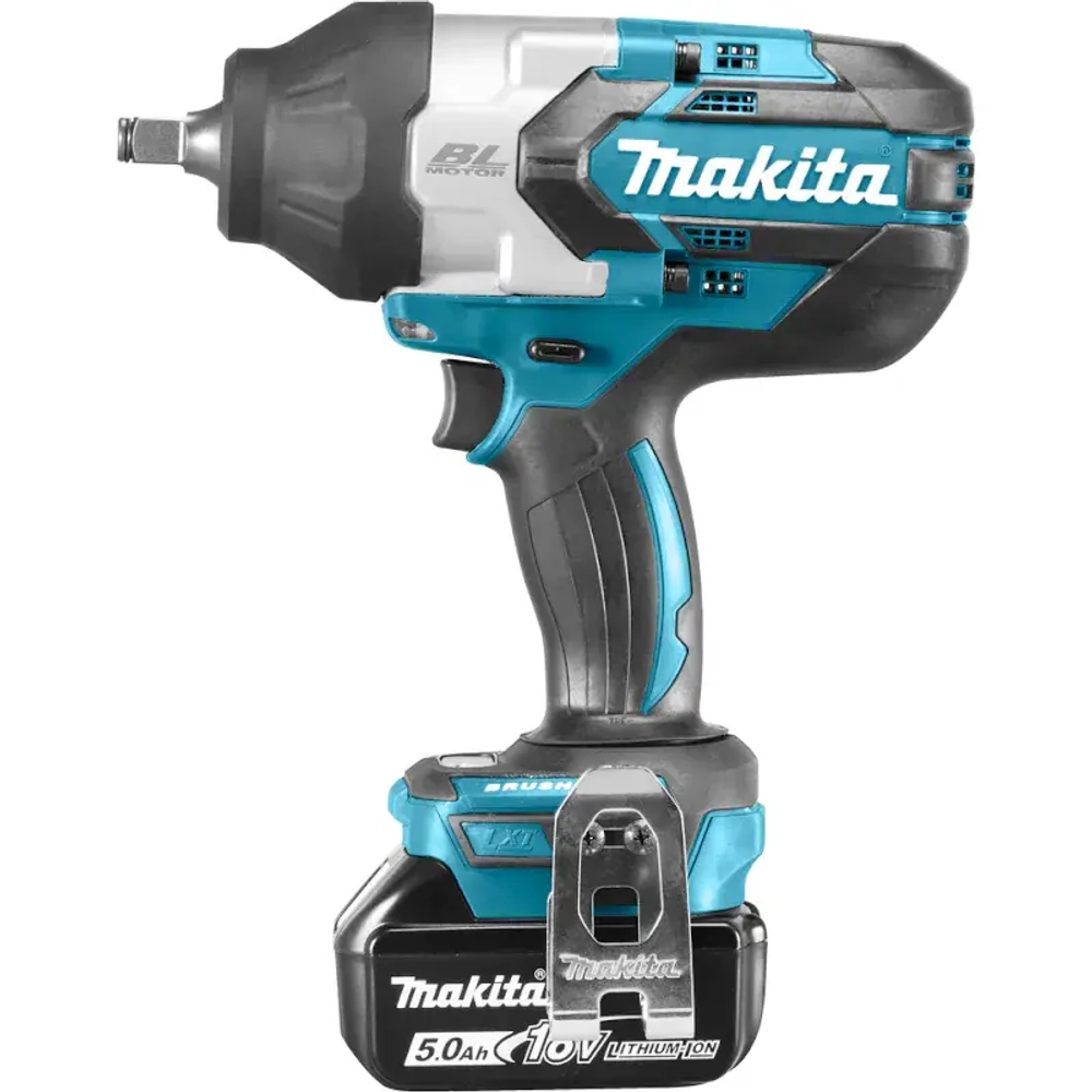 Makita DTW1002RTJ аккумуляторный ударный гайковерт (2 x 5 Ач, ЗУ)