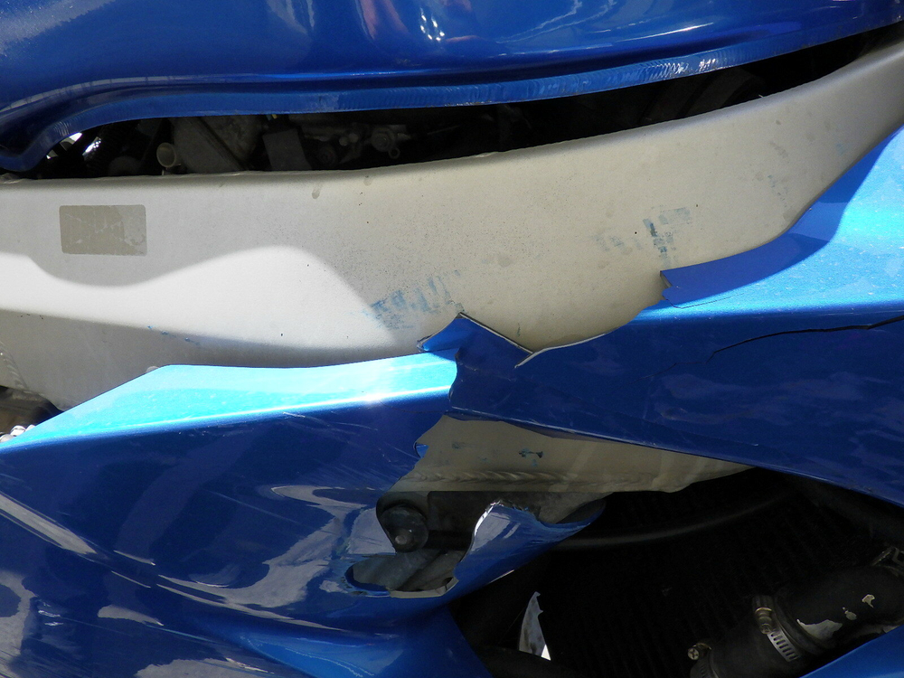 Kawasaki Ninja ZX-9R 041682