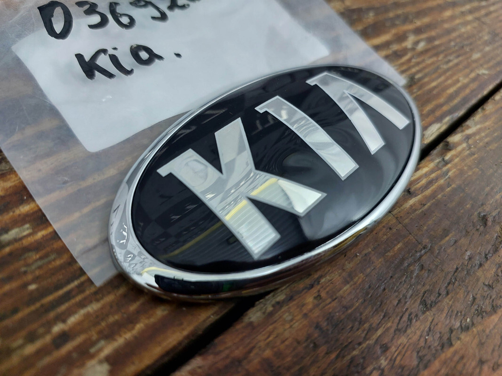Эмблема Kia Rio X-Line, Optima 3, Picanto 3 Б/У Оригинал 863182T000