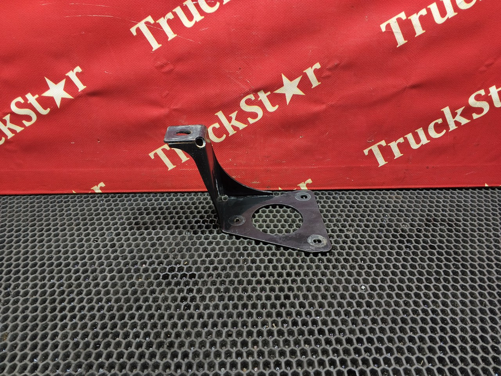 Кронштейн патрубка воздушного фильтра 2021г.