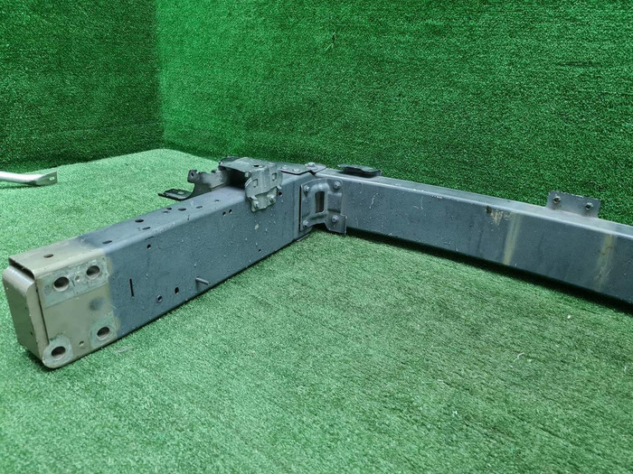 Усилитель передний Zeekr 009 (2022-н.в.)