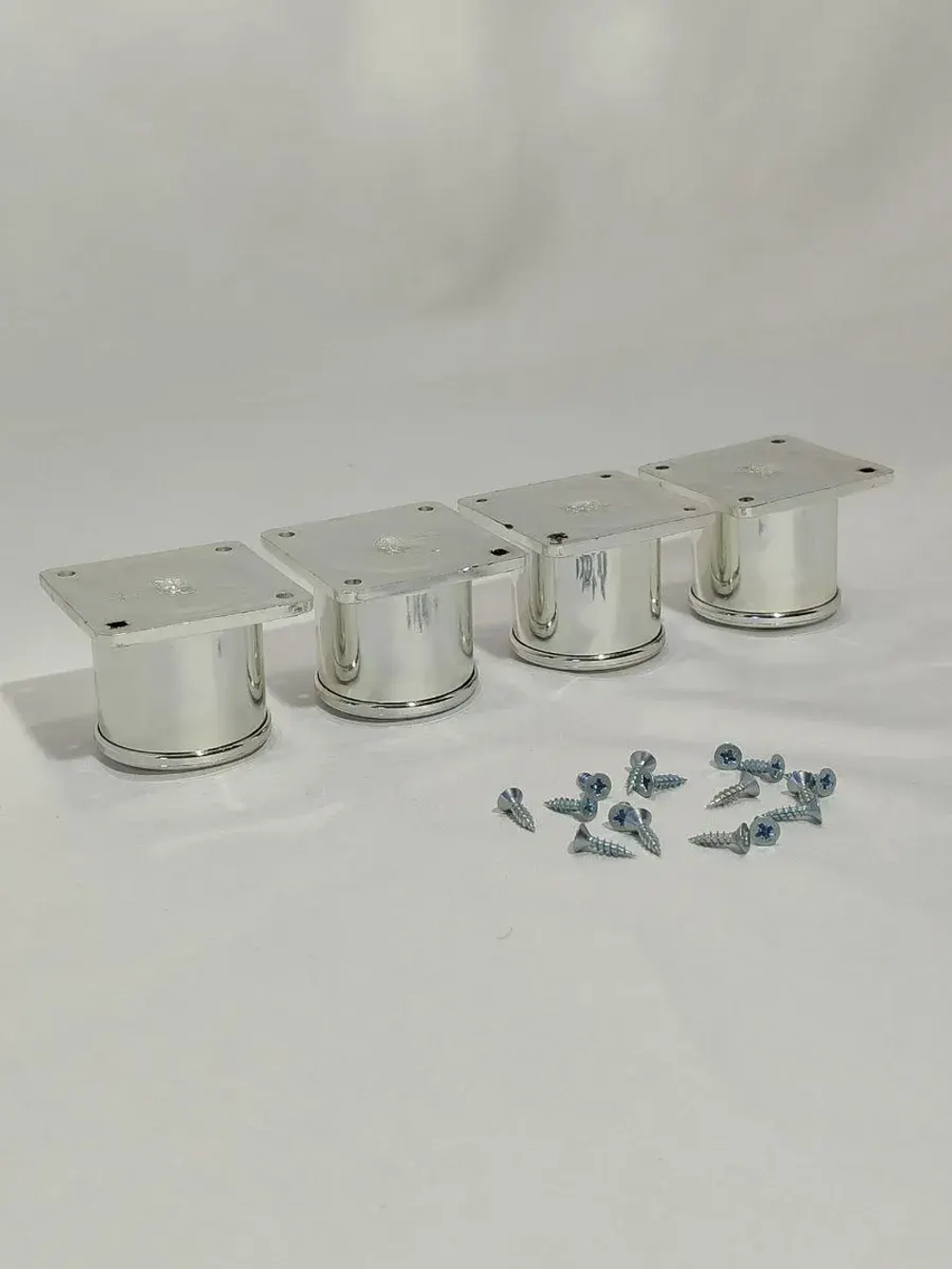 Мебельные ножки пластиковые для дивана шкафа тумбочки комода