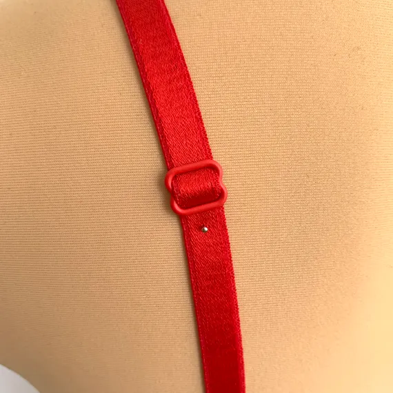 Резинка бретелечная красная 10 мм (цв. 100), 740/10