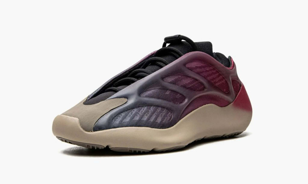 Yeezy 700 V3 "Fade Carbon"