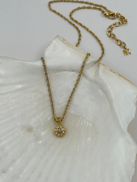 Миниатюрный кулон Nina Ricci