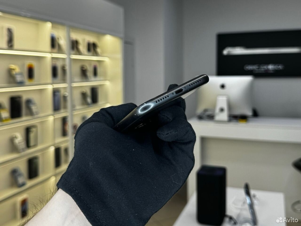 iPhone 11 64 ГБ б/у