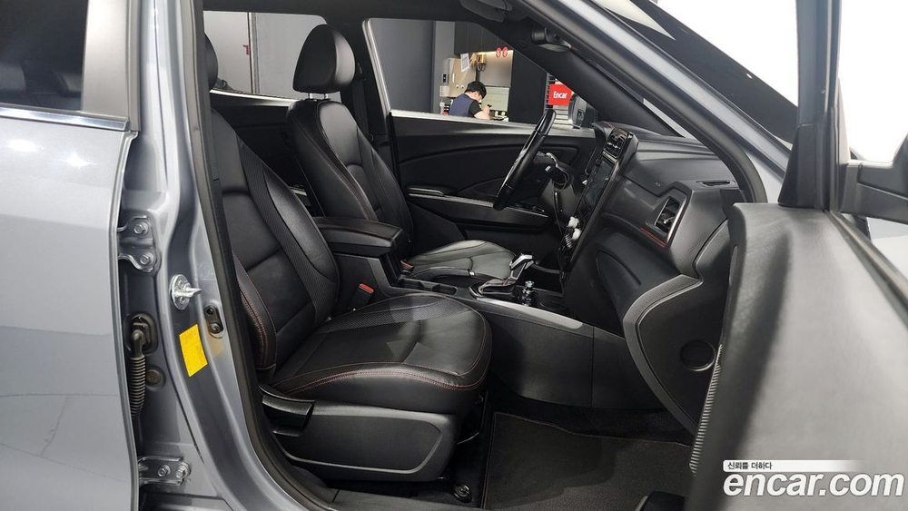 KG Mobility (Ssangyong) Very New Tivoli Дизель 1.6 2WD (09.2020)