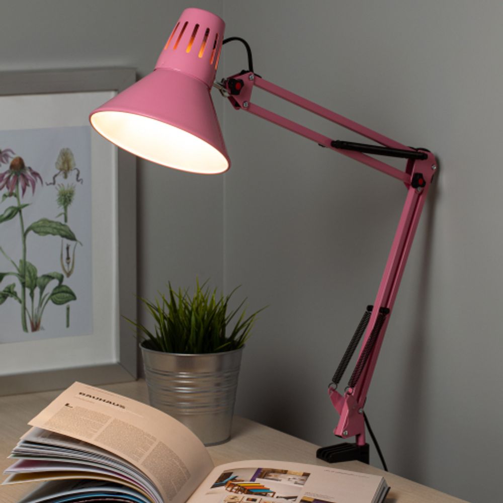 Настольный светильник ЭРА N-121-E27-40W-P Е27 на струбцине розовый