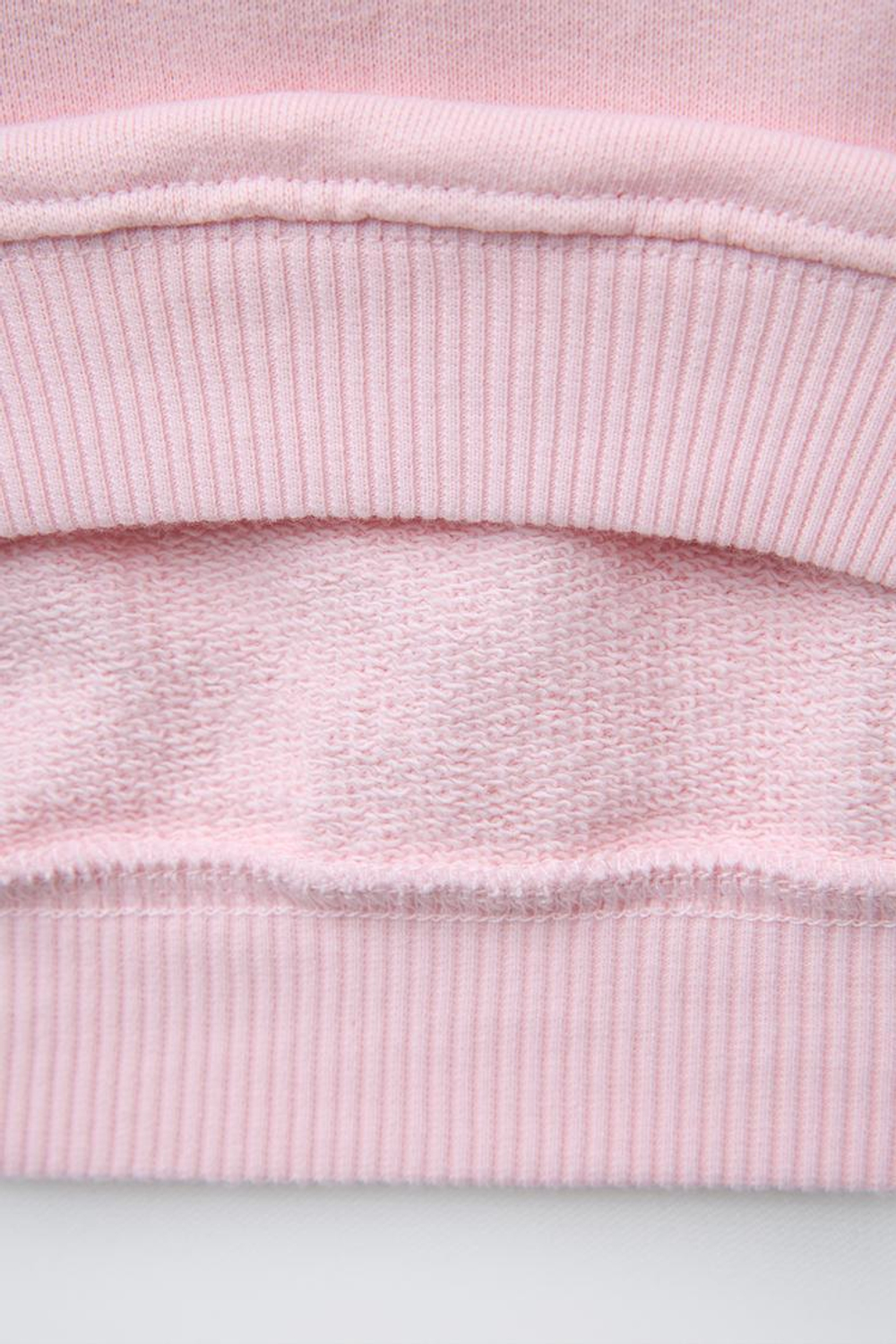 ZARA ТОЛСТОВКА С РЕЛЬЕФНОЙ НАДПИСЬЮ, РОЗОВЫЙ