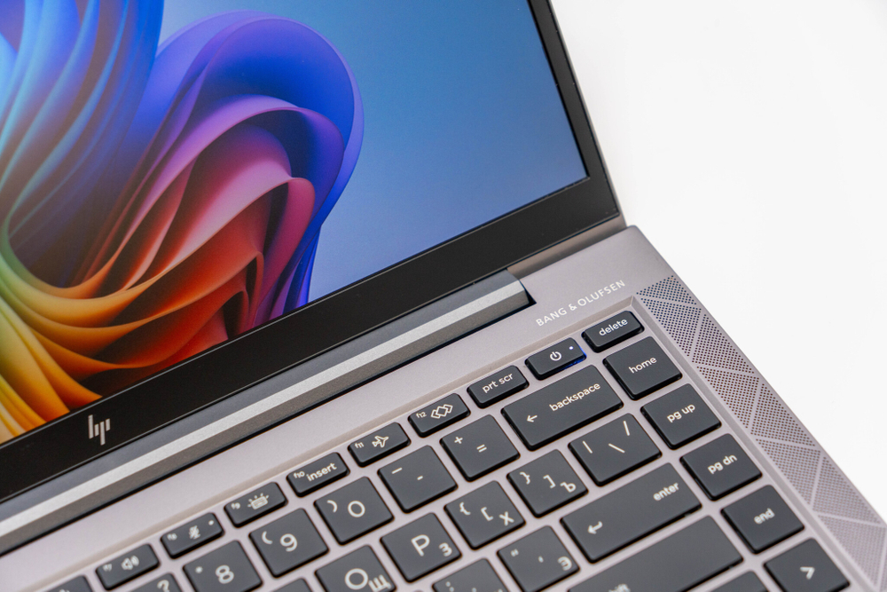 Ноутбук HP ZBook Firefly 14 G8 ( i7-1185G7 )