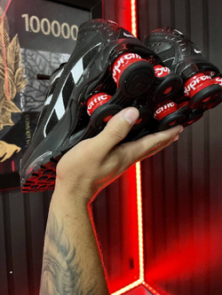 Мужские кроссовки Nike Supreme
