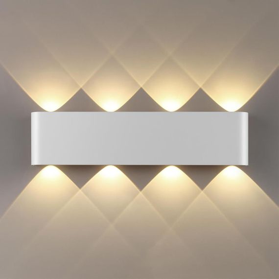 Настенный светильник Odeon Light Magnum Hightech 7192/8WL
