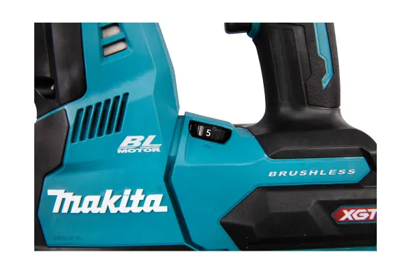 Аккумуляторный перфоратор Makita HR004GZ