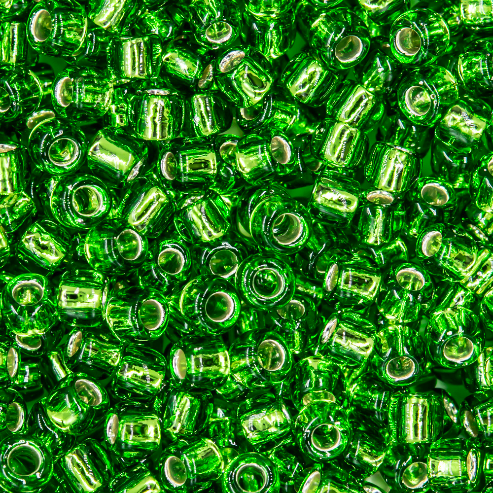 Японский бисер TOHO Round 8/0 (№27), с внутренним серебрением, прозрачный