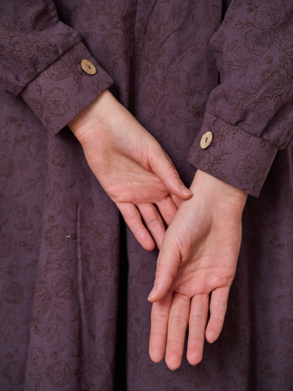 Платье с квадратным вырезом