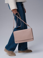 Кожаная сумка клатч Deboro 30181 розово-бежевый/суприм