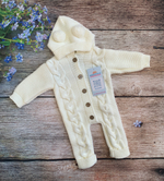 Комбинезон вязаный с капюшоном с пумпонами "АйШах" (штанишки) (Цвет: Фиолетовый, Размер: 26)