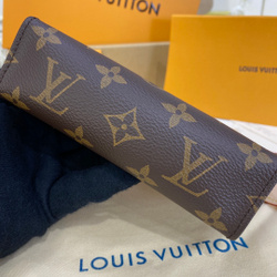 Louis Vuitton Toiletry Pouch 15