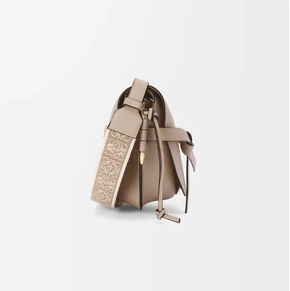 Кожаная сумка Loewe Gate кремовый