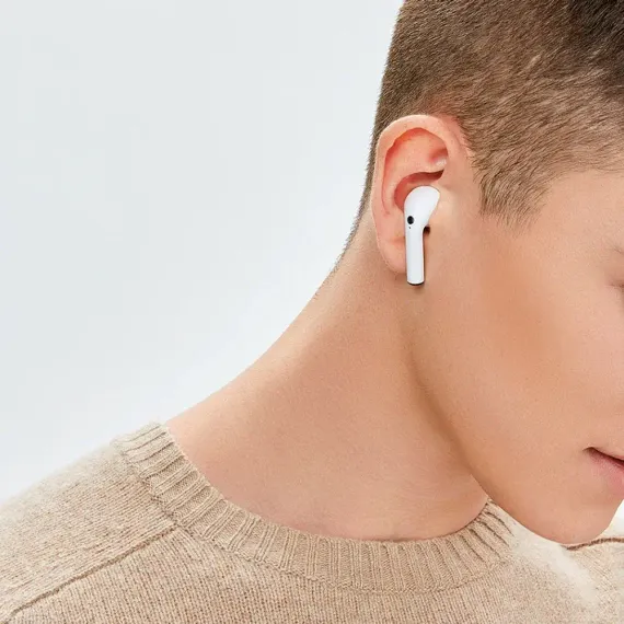 Sudio Nio White
