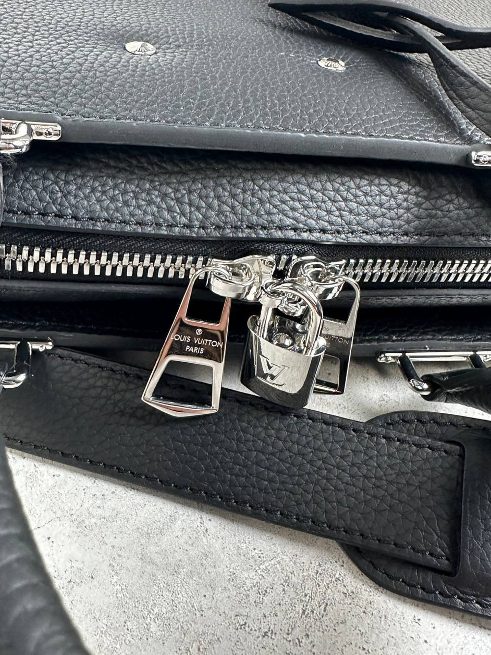 Портфель Louis Vuitton, арт. 481927264