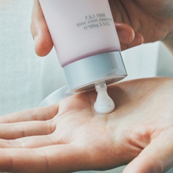 Средство для демакияжа с аминокислотами LIOVERITE Balance Control Cleansing