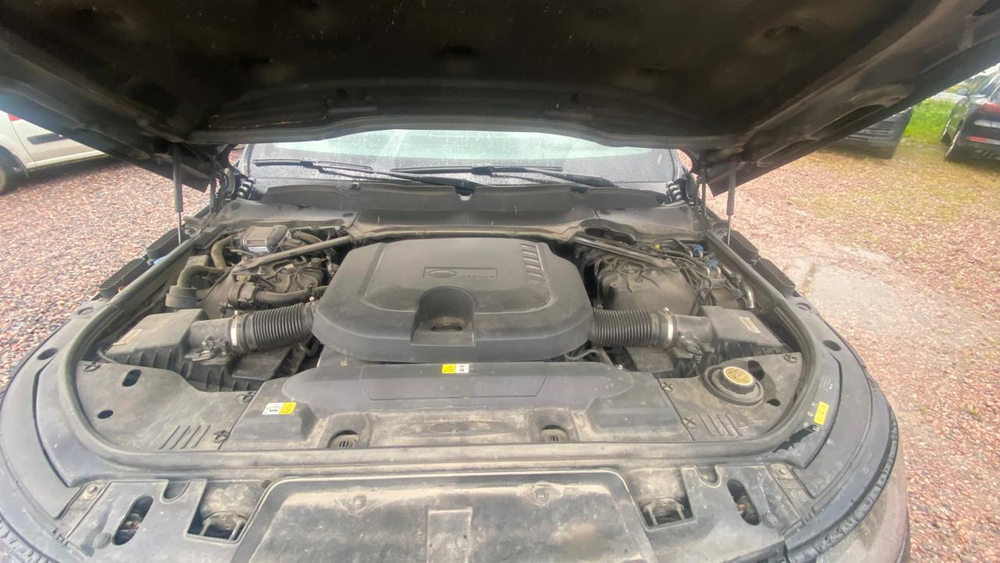 Land Rover RANGE ROVER SPORT TDV6 3.0 SE