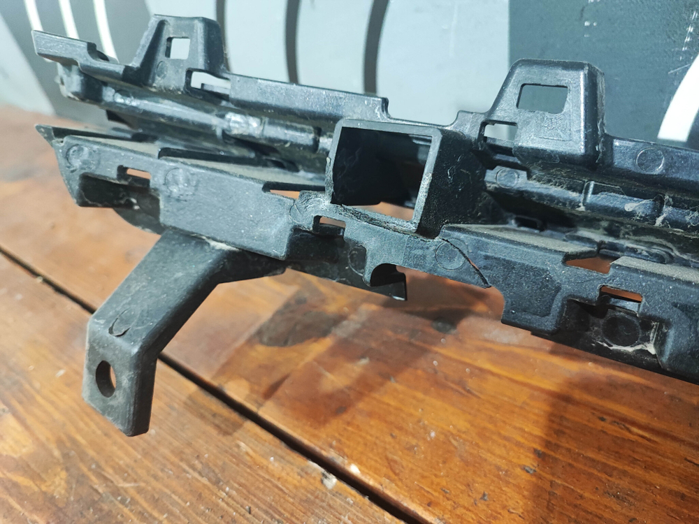 Накладка решетки радиатора Kia Seltos 19-нв Б/У Оригинал 86377Q5000