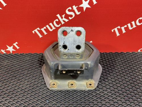 Подушка двигателя задняя