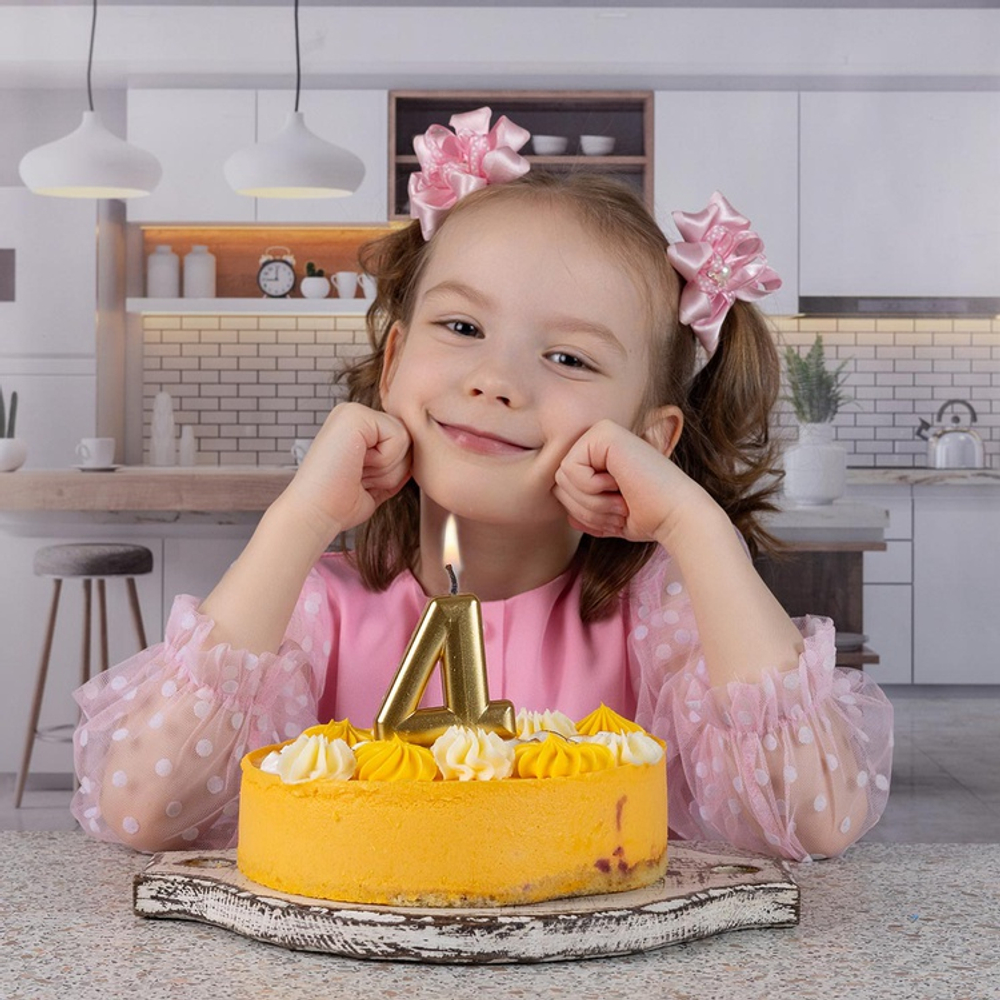 Свечи-цифры Золотые, 8 см