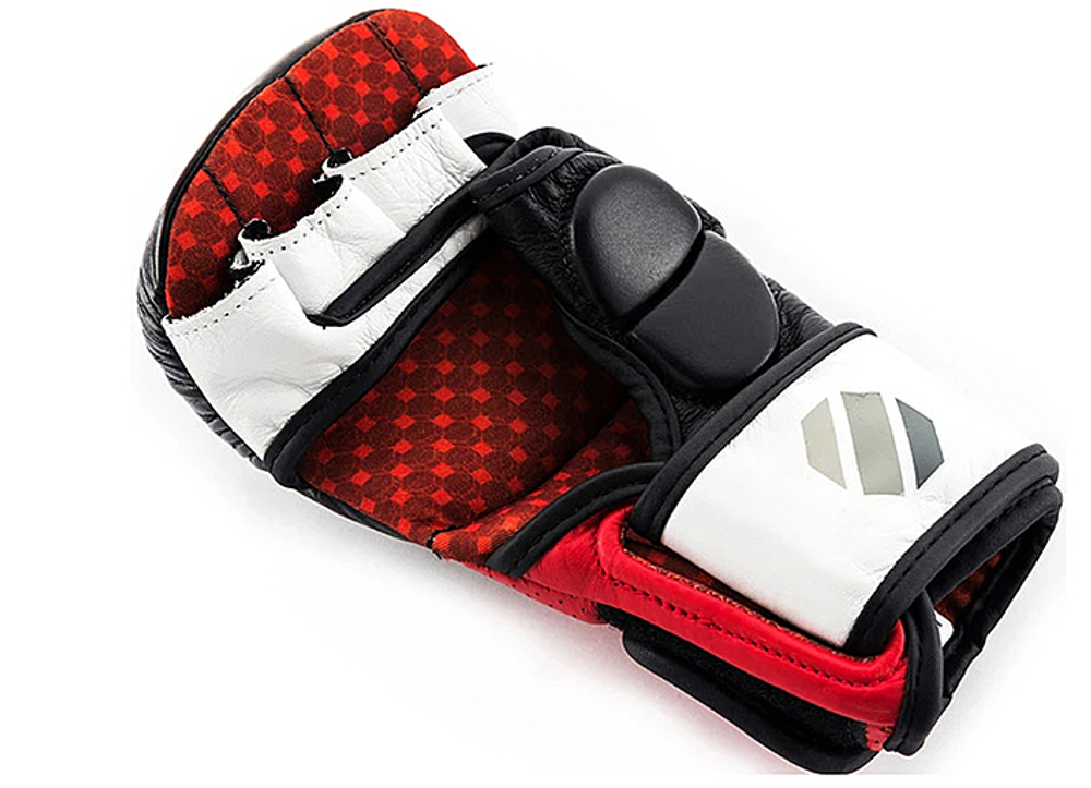 UFC PRO Перчатки для спарринга черные L/XL