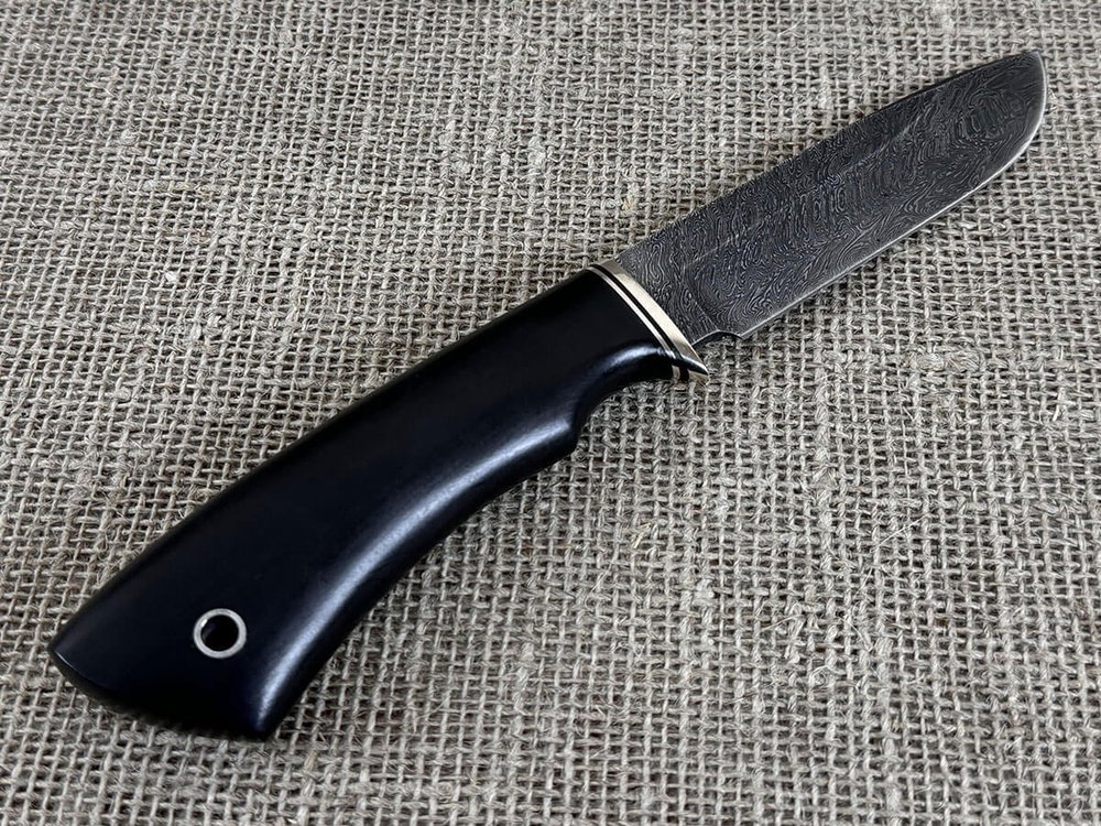 Нож "Ворон", дамасская сталь, рукоять черный граб мореный
