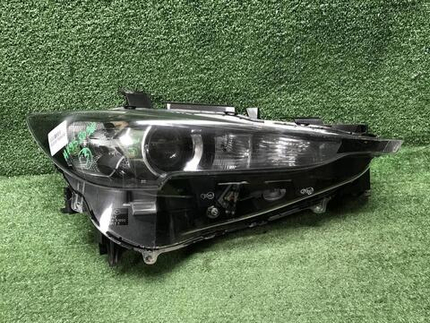 Фара правая Mazda CX-5 2 (2017-2021) LED