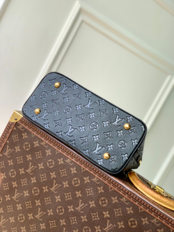 Louis Vuitton Alma PM