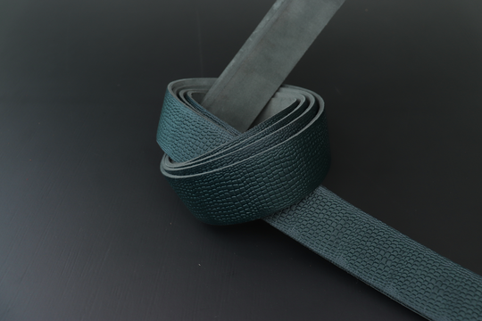 Ременная заготовка сине-зеленая с лицевой отделкой+ плита геккон 140