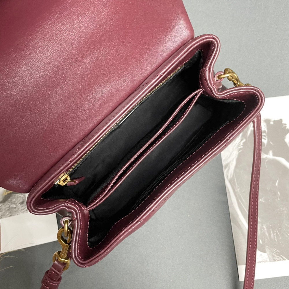 Saint Laurent Loulou 20 cm