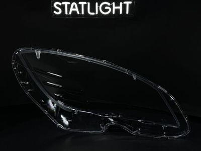 Левое стекло фары Mercedes W204 C200 2007-2011