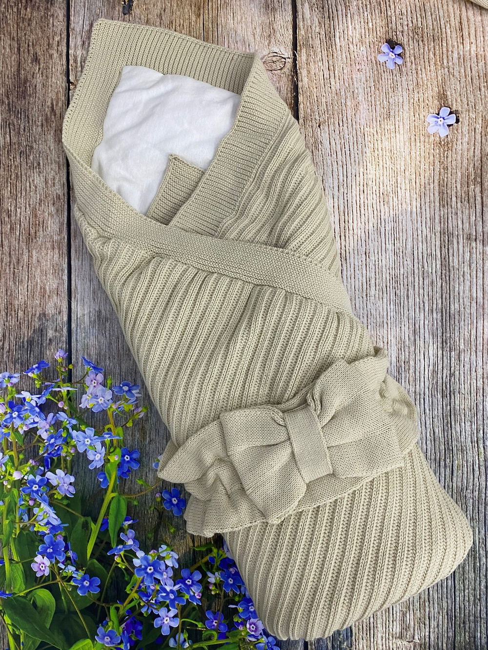 Вязаный комплект на выписку 5 предметов  "Лапша" (Одеяло утеплен., бант, пинетки, комбинезон, шапка) (Цвет: Зеленый)
