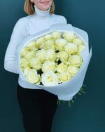 Роза белая Мондиаль,25 штук(00085)